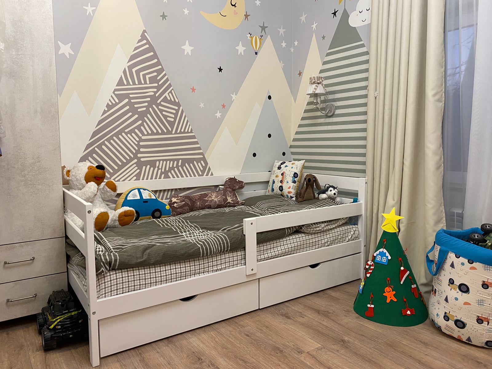 детская кровать с ящиками